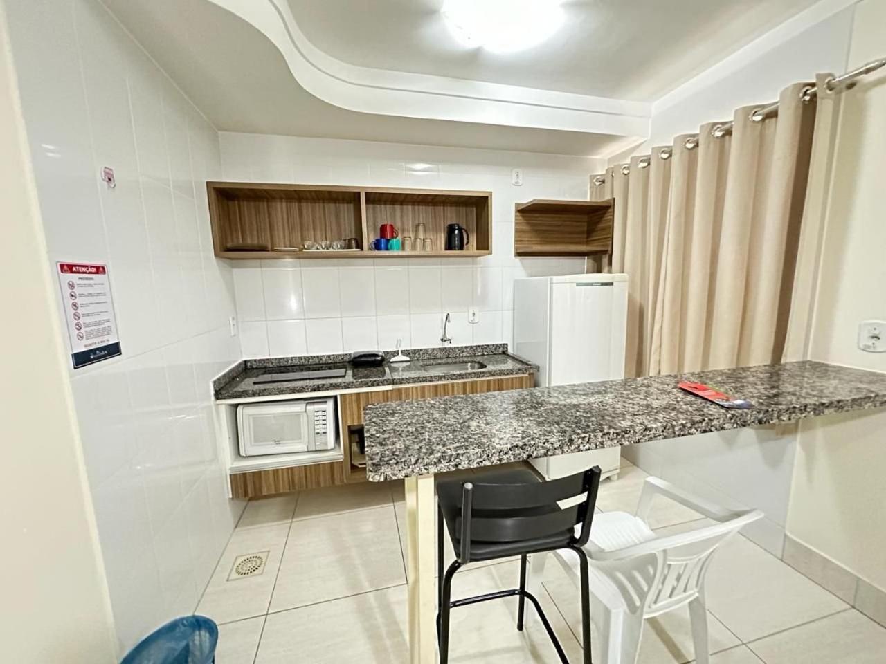 Lacqua Diroma V - Via Caldas Apartment