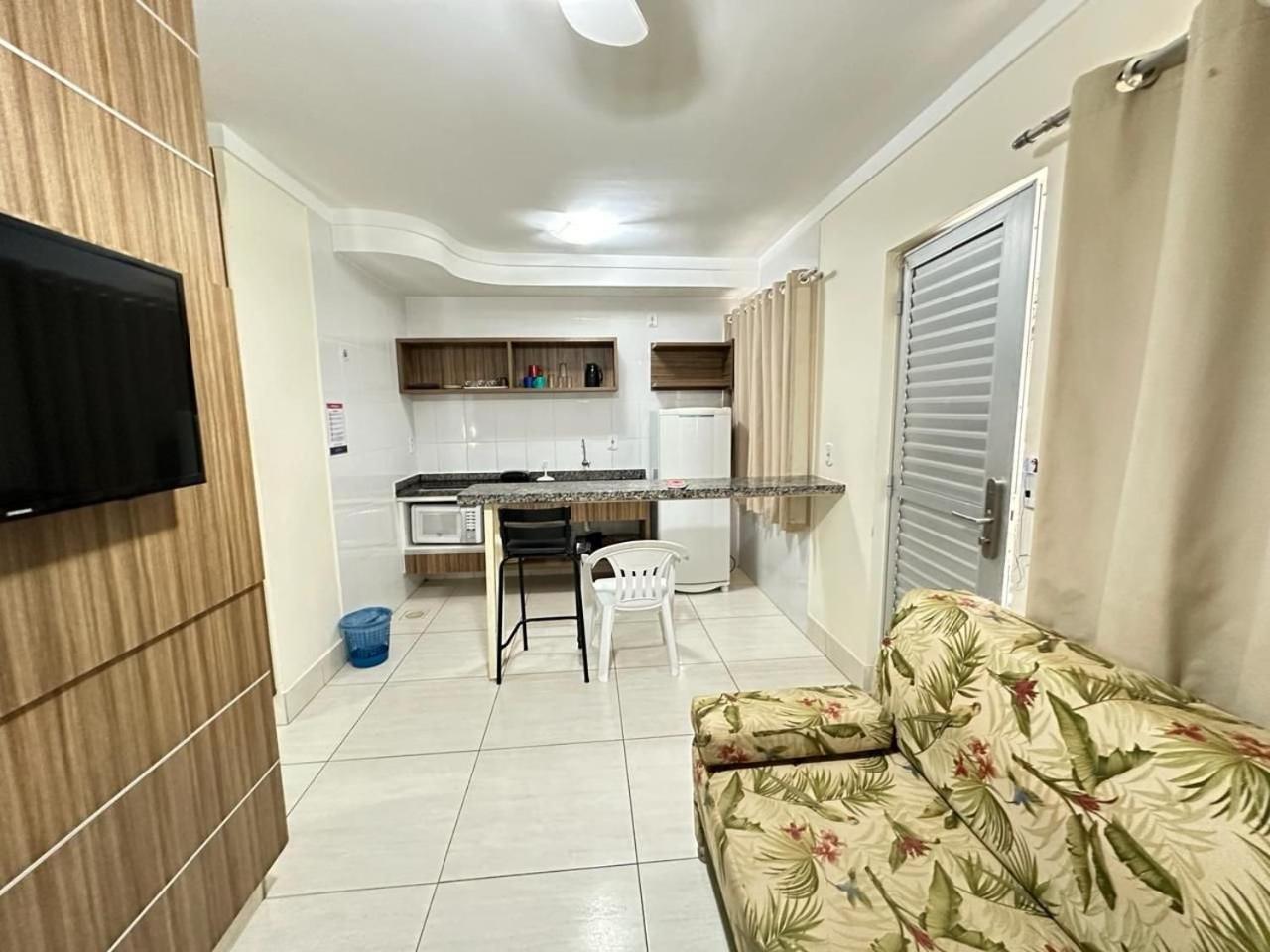 Lacqua Diroma V - Via Caldas Apartment *